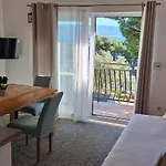 Summerhouse Omis * Duće