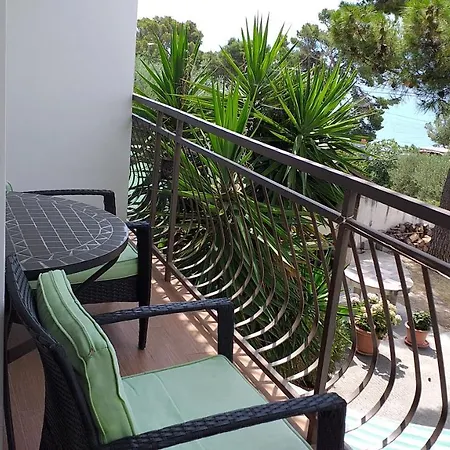 Summerhouse Omis Апартаменты *