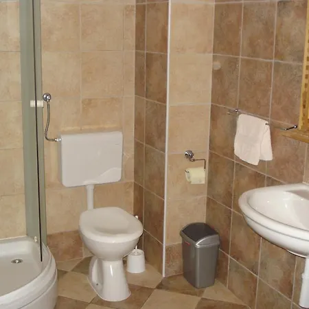 Summerhouse Omis Дуче