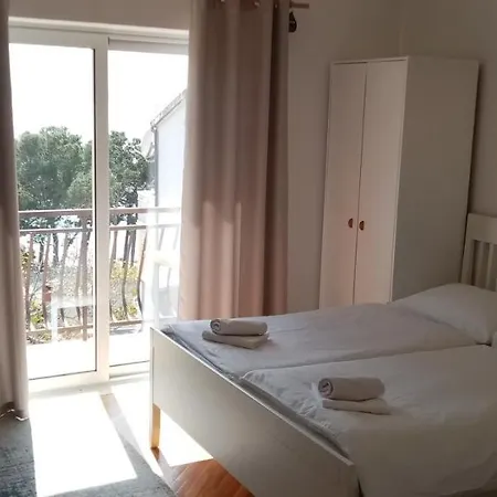 Summerhouse Omis *