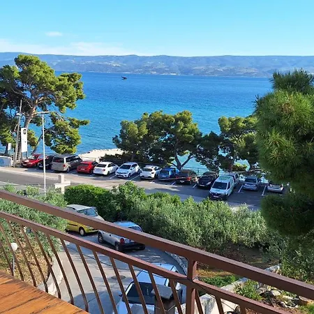 Summerhouse Omis 아파트 *