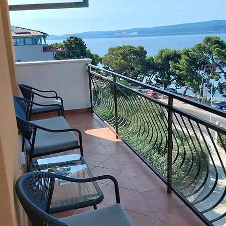 Summerhouse Omis *